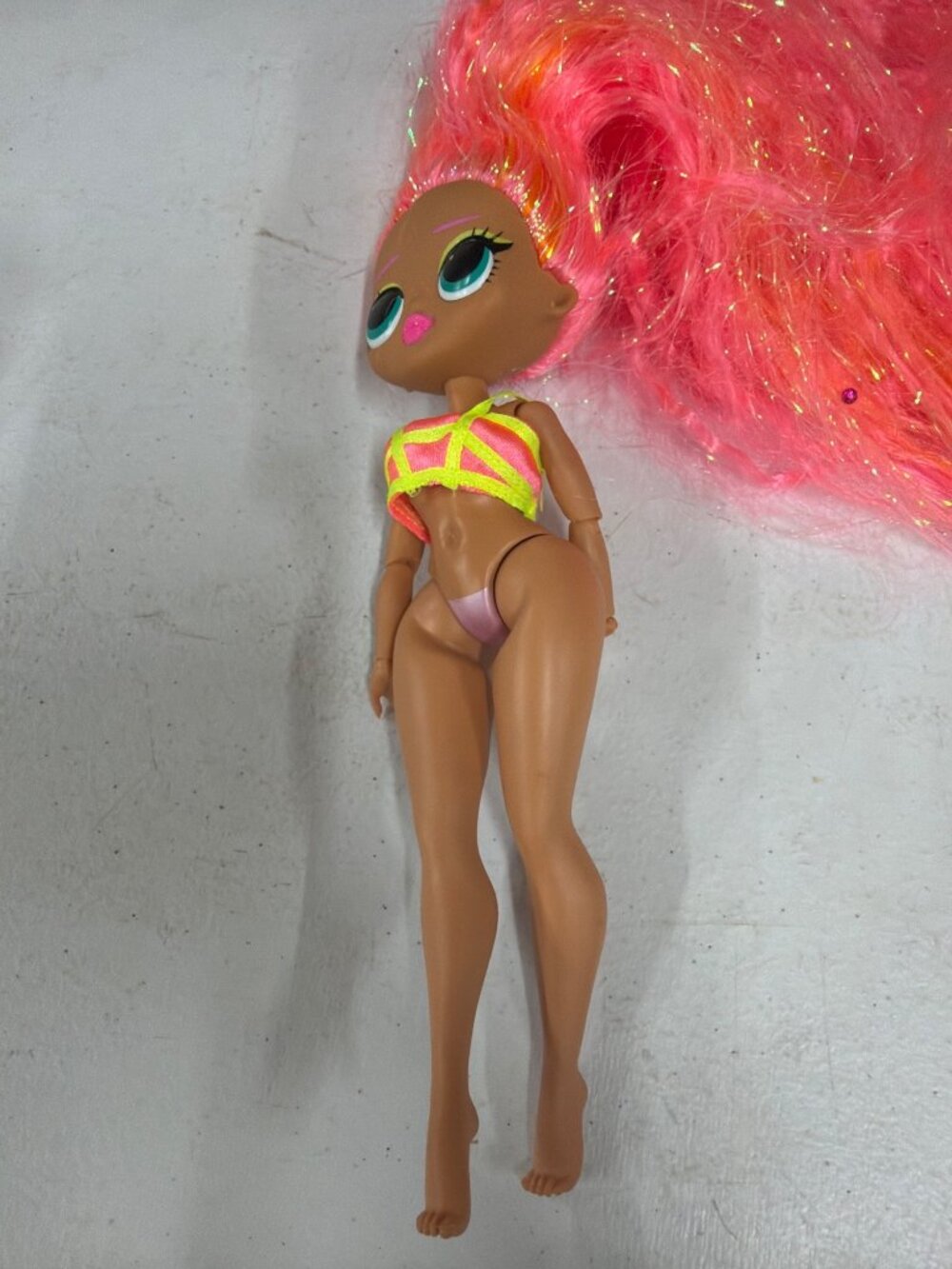 LOL Surprise Dolls Neon-Themed With Accessories - Set Of 2 - Picture 11 of 11